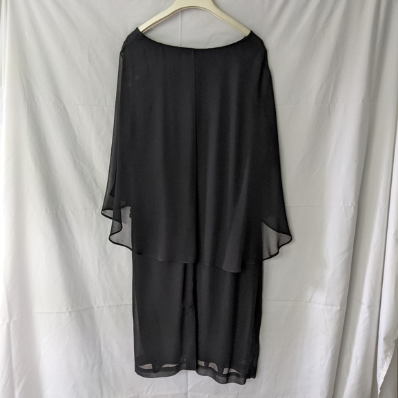 Plus Size 18W - Jessica London Black Sheath Dress with Capelet and Pin - Picture 2 of 3